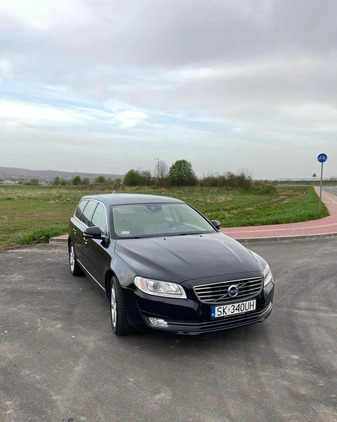 Volvo V70 cena 56500 przebieg: 157800, rok produkcji 2015 z Rzeszów małe 562